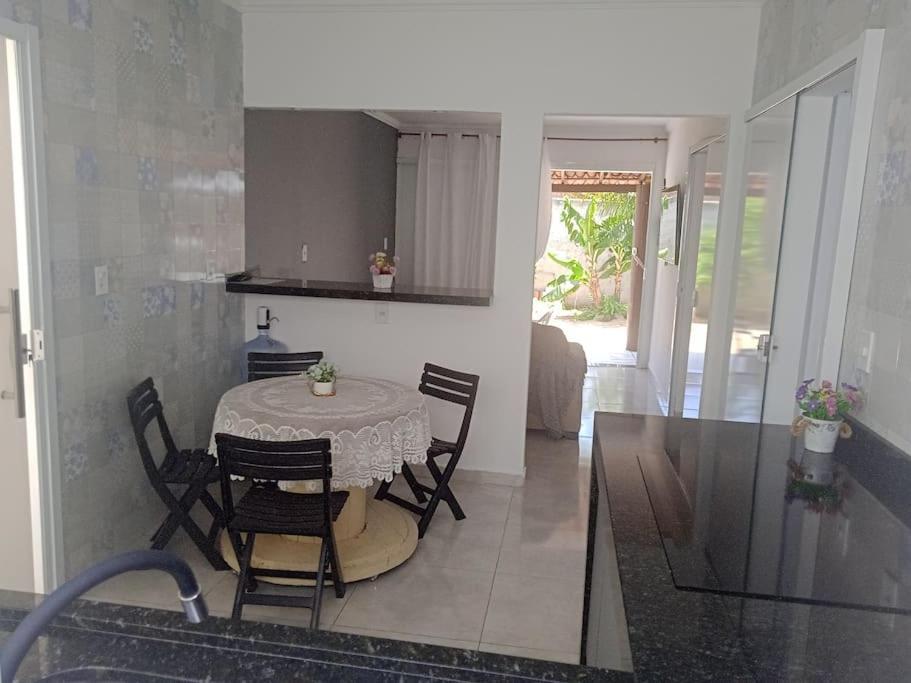 Casa de férias Casa Com 3 Quartos Com Piscina Com Hidromassagem Porto Seguro